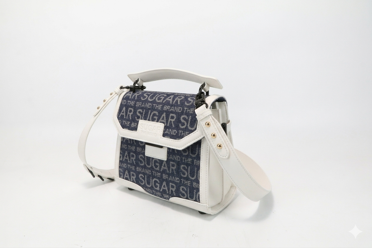 Chaque De Jour: White Denim